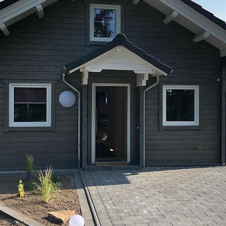 Ferienhaus Am Harkebruegger See Barssel  المظهر الخارجي الصورة