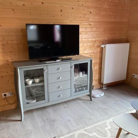 Ferienhaus Am Harkebruegger See Barssel  المظهر الخارجي الصورة